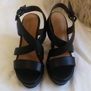 Women's wedge shoes